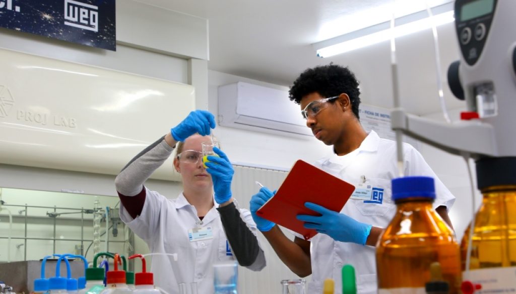 WEG develops nanostructured coatings in partnership with Randon